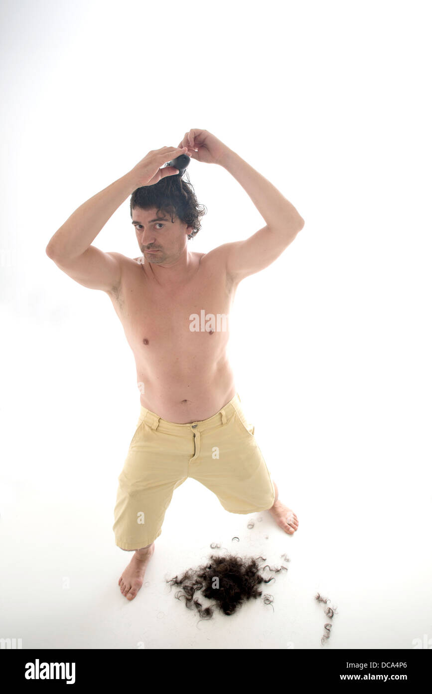 L'homme torse nu avec une coupe de machine Photo Stock - Alamy