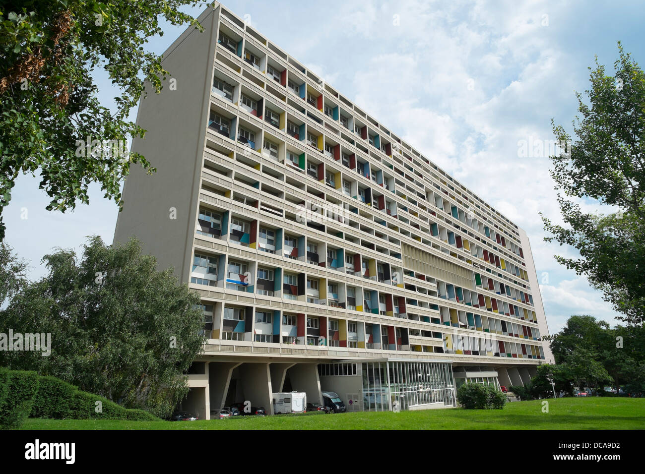 Vue extérieure de Corbusierhaus immeuble moderniste construit comme Unite d'habitation à Berlin Allemagne Banque D'Images