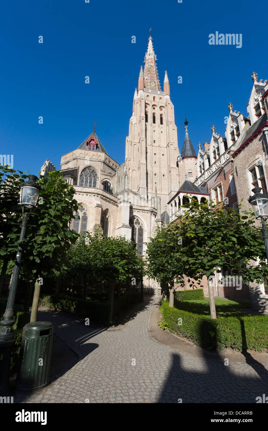 Onze-Lieve-Vrouwekerk, Eglise Notre Dame, Bruges, Brugge, Flandre orientale, Belgique Banque D'Images