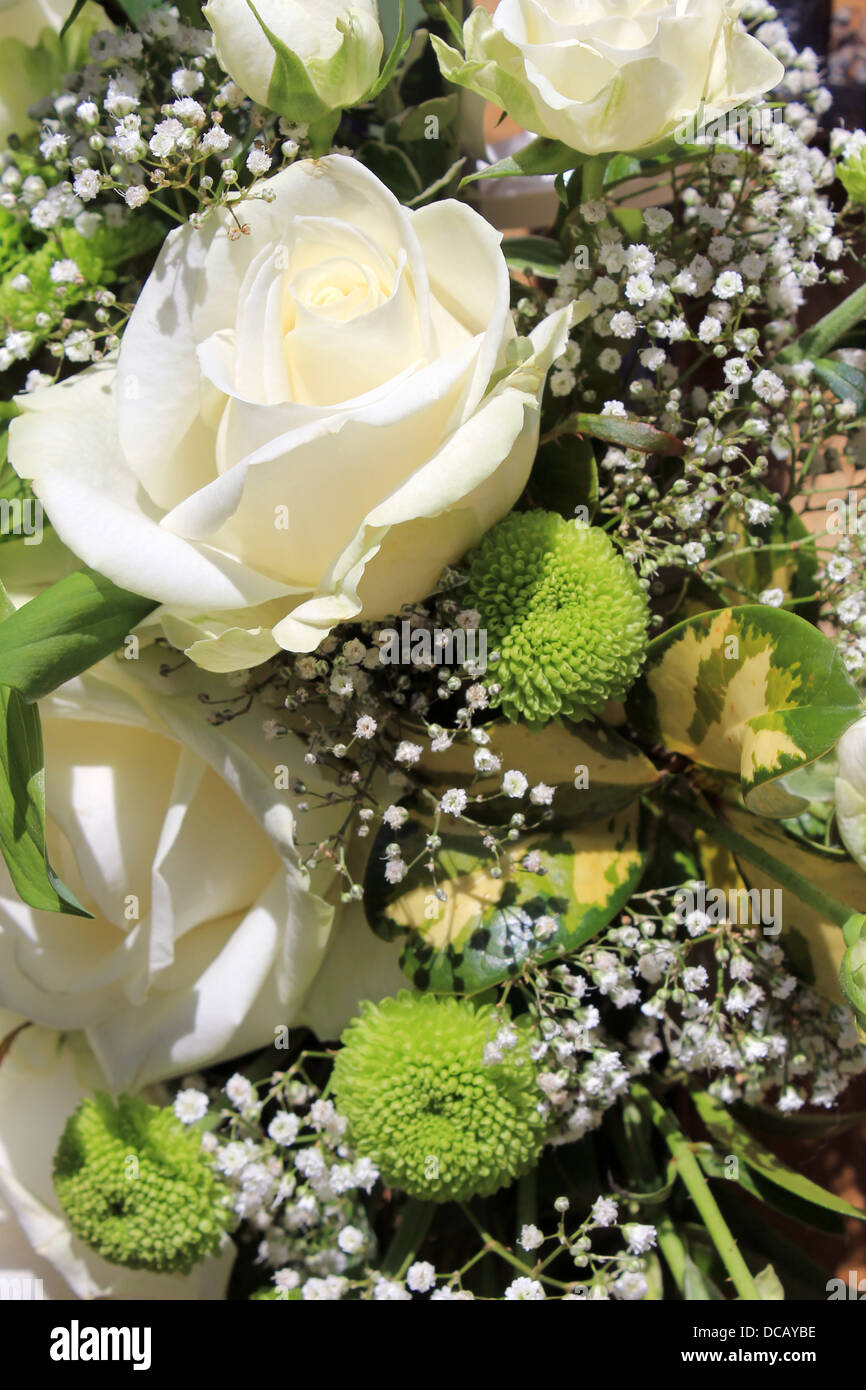 Gros plan du bouquet de fleurs magnifique arrière-plan. Banque D'Images