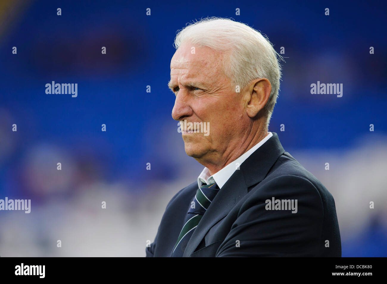 Cardiff, Pays de Galles. 14Th Aug 2013. L'Irlande Giovanni Trapattoni Manager a l'air sur l'avant de la première moitié du match amical international entre le Pays de Galle et la République d'Irlande à Cardiff City Stadium. Credit : Action Plus Sport/Alamy Live News Banque D'Images