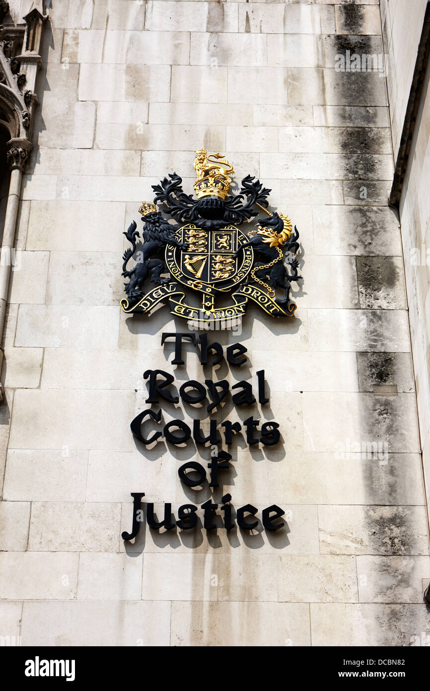 La Royal Courts of Justice palais de justice central London England UK Banque D'Images