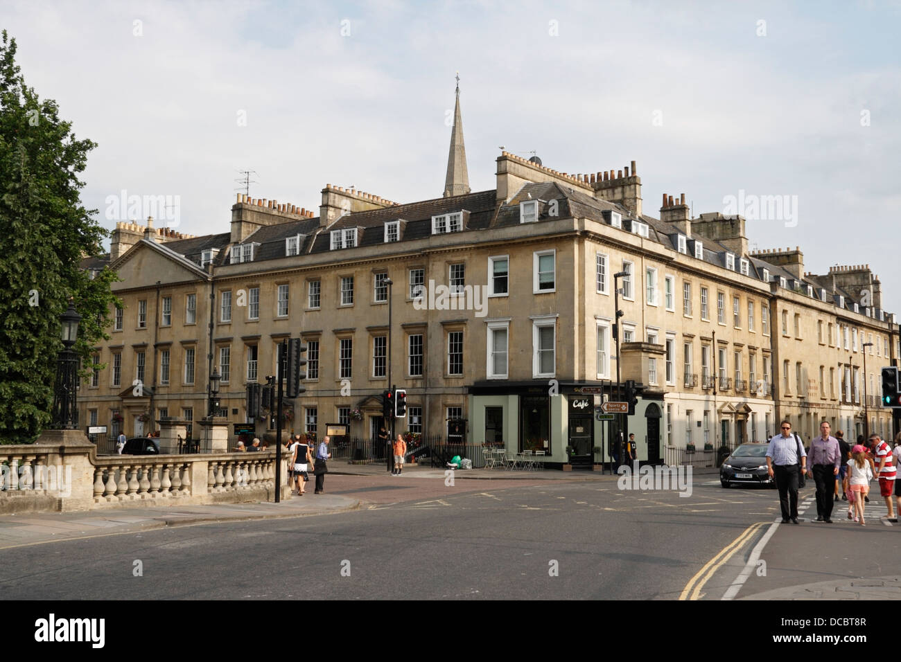 Bâtiments géorgiens sur le défilé nord dans le centre-ville de Bath Angleterre Royaume-Uni Banque D'Images Bâtiments géorgiens sur le défilé nord dans le centre-ville de Bath Angleterre Royaume-Uni Banque D'Images