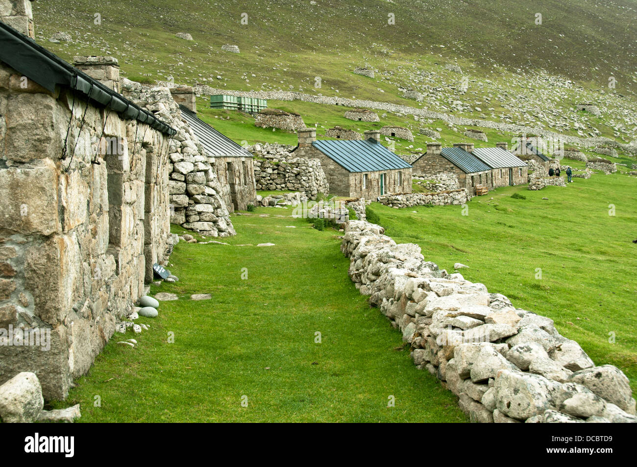 Gites dans le village-rue, hirta, St Kilda, îles Hébrides, Ecosse, Royaume-Uni Banque D'Images