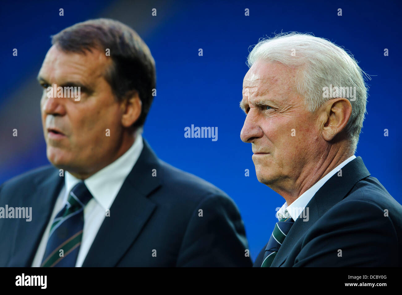 Cardiff, Pays de Galles. 14Th Aug 2013. L'Irlande Giovanni Trapattoni Manager a l'air sur l'avant de la première moitié du match amical international entre le Pays de Galle et la République d'Irlande à Cardiff City Stadium. © Plus Sport Action/Alamy Live News Banque D'Images