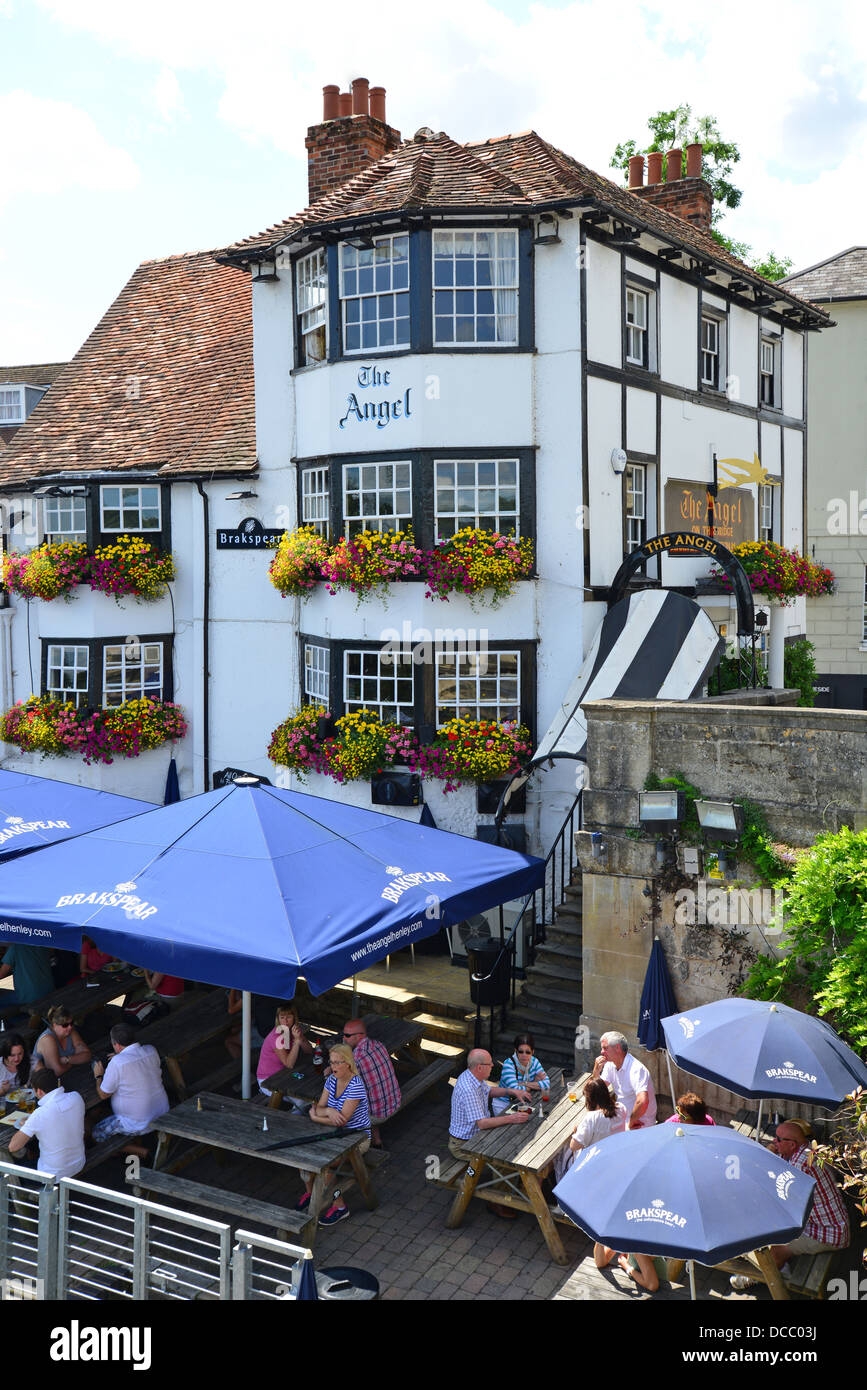 L'Ange Pub sur Tamise, Henley-on-Thames, Oxfordshire, Angleterre, Royaume-Uni Banque D'Images