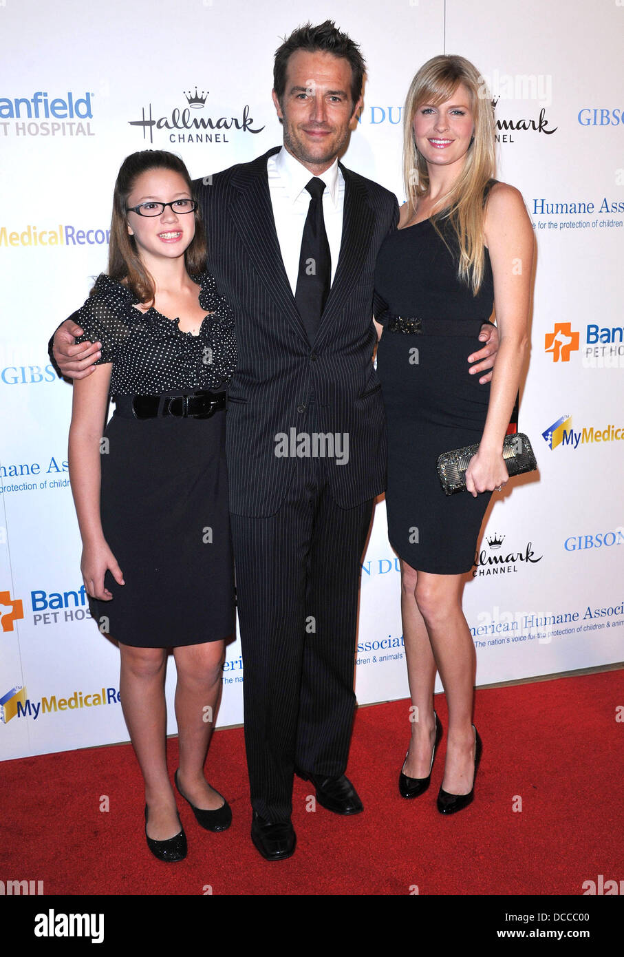 Michael Vartan avec sa femme et sa fille l'American Humane Association's first annual Hero Dog Awards au Beverly Hilton hotel à Beverly Hills, Californie - 01.10.11 Banque D'Images