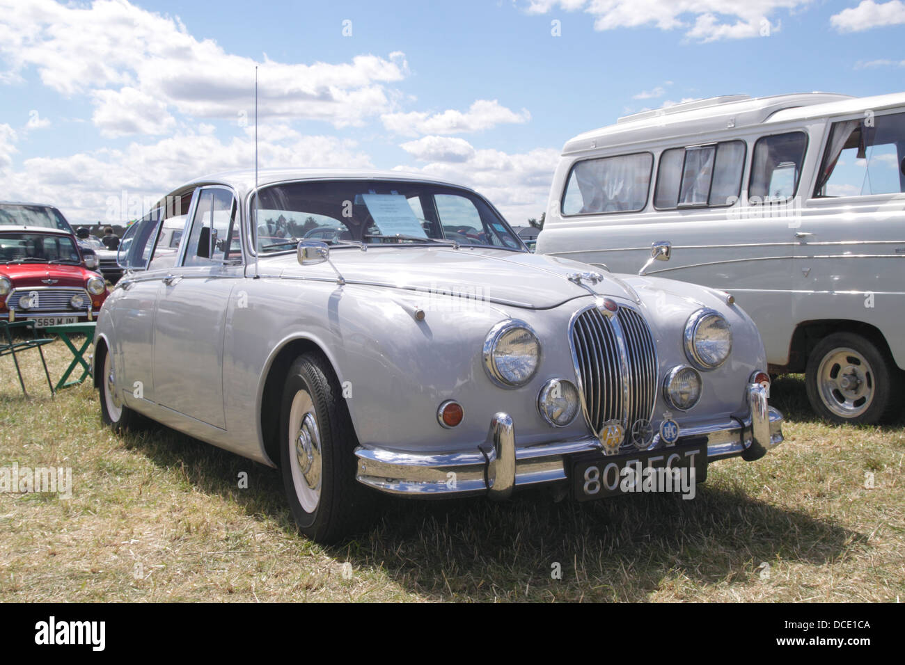 1963 Jaguar Mk2 2,4 litre à White Waltham Festival Rétro 2013 Banque D'Images