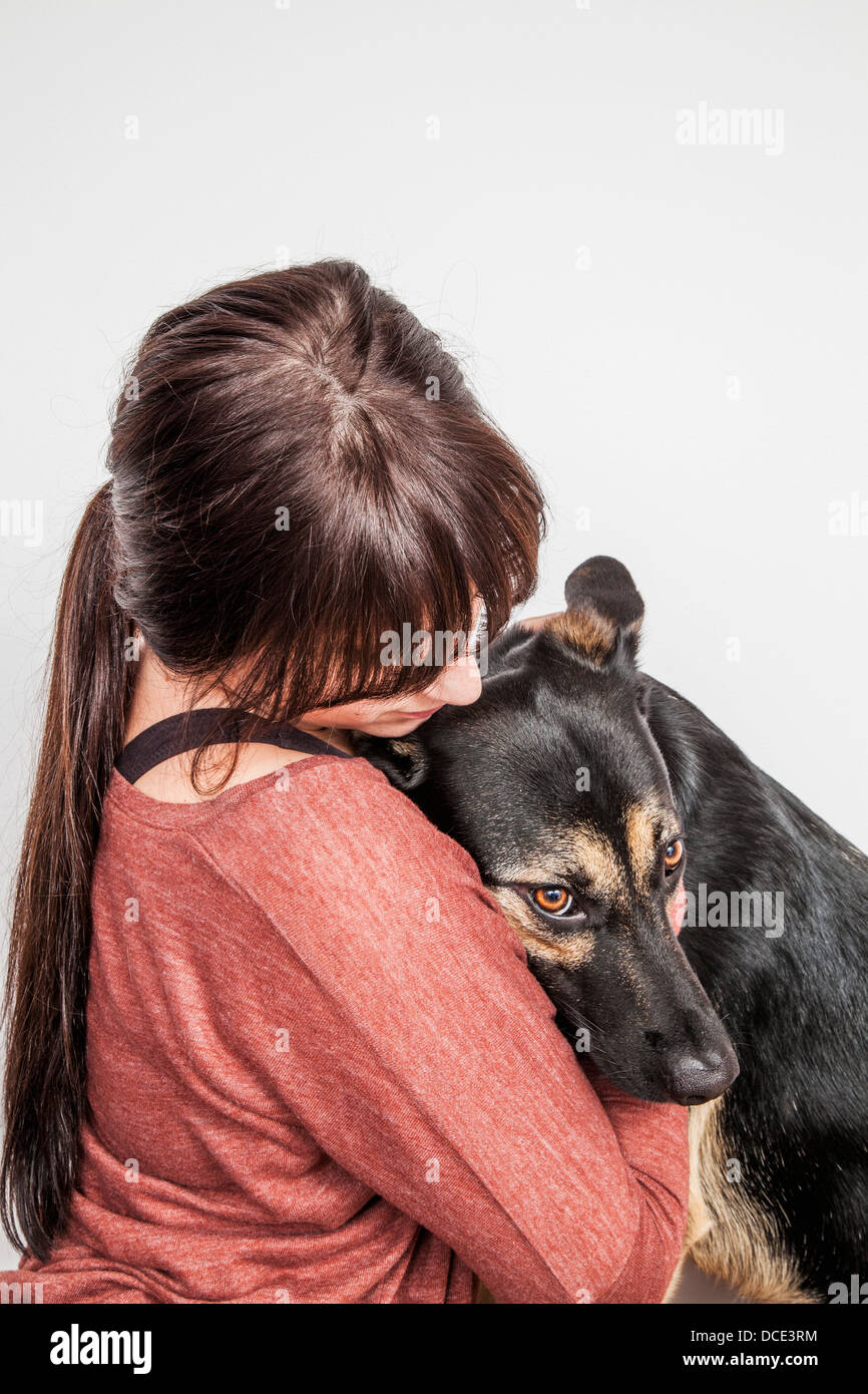 Teenage Girl with her Dog;Connecticut United States of America Banque D'Images