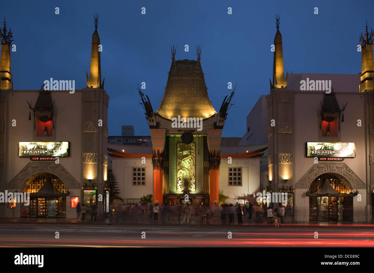 Théâtre chinois de Grauman (©MAYER & Holler 1927 / BEHR NAVIGATEURS 2000) WALK OF FAME DE HOLLYWOOD BOULEVARD LOS ANGELES CALIFORNIA USA Banque D'Images