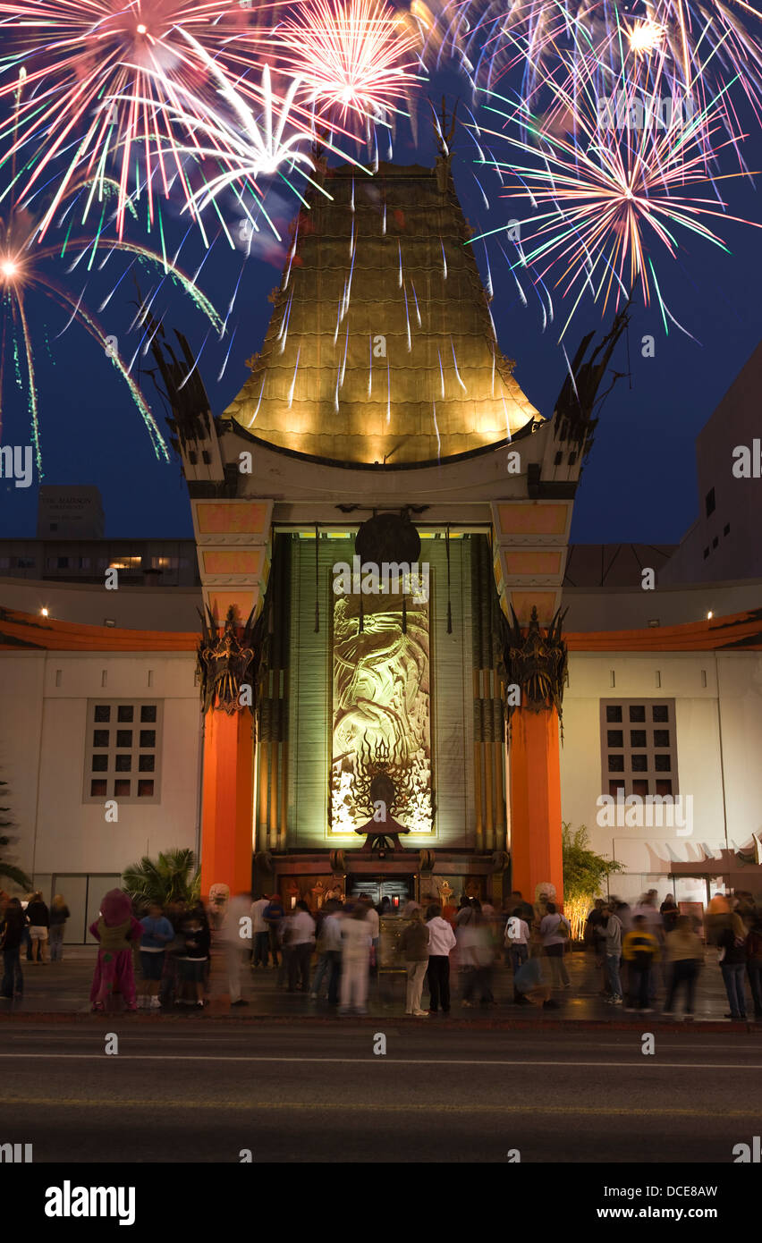 Théâtre chinois de Grauman (©MAYER & Holler 1927 / BEHR NAVIGATEURS 2000) WALK OF FAME DE HOLLYWOOD BOULEVARD LOS ANGELES CALIFORNIA USA Banque D'Images