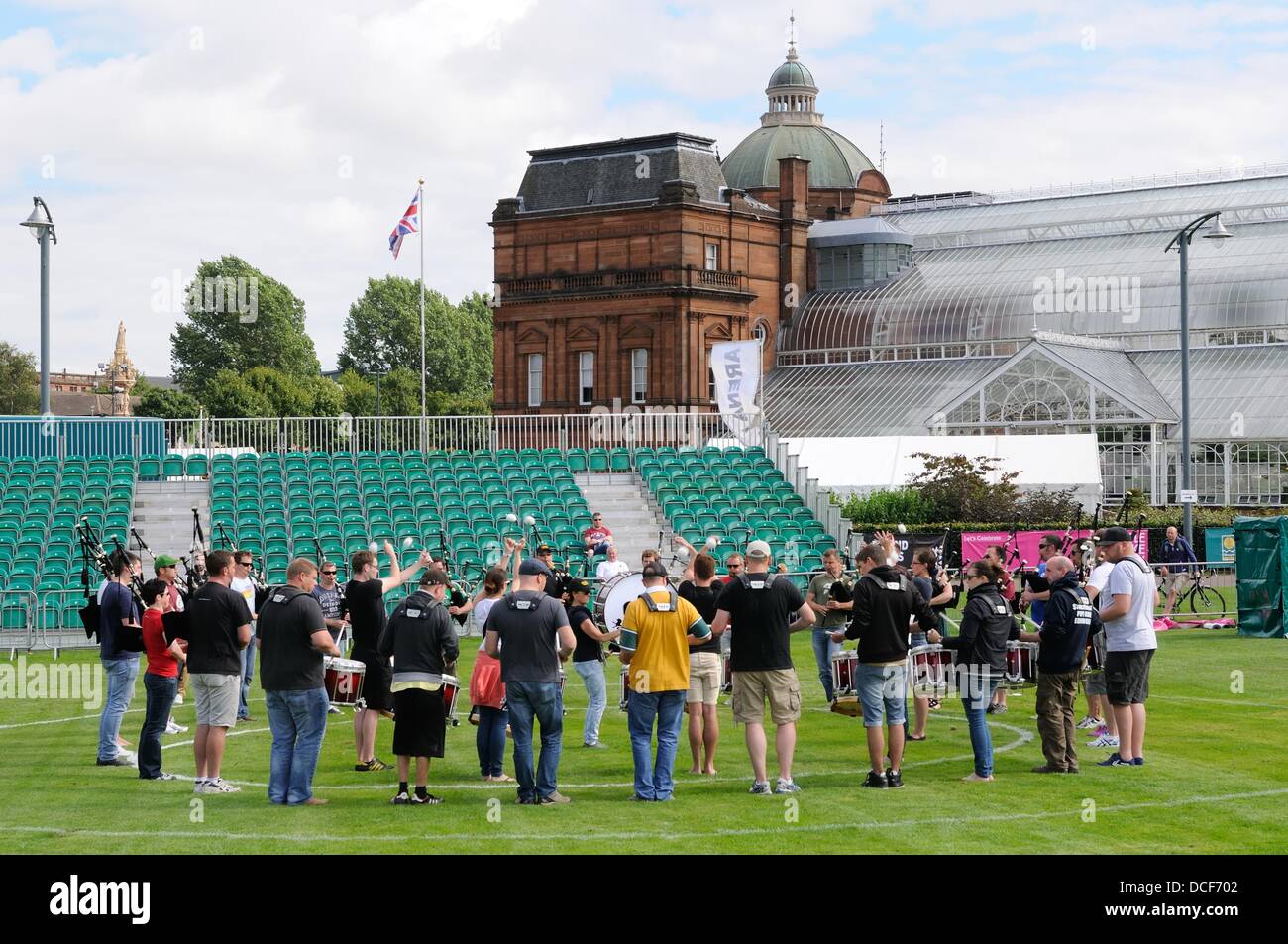 Glasgow, Écosse, Royaume-Uni, le 16 août, 2013. World Pipe Band Championships, sessions de pratique final lancé sur Glasgow Green. Credit : Douglas Carr/Alamy Live News Banque D'Images