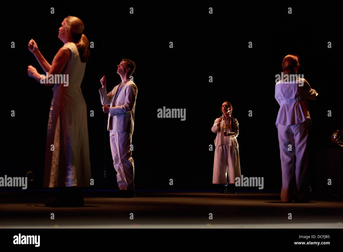 Edinburgh, Royaume-Uni. Août 16 Meredith Monk et Vocal Ensemble au Lyceum Theatre dans le cadre du Festival International d'Édimbourg en 2013. Photos par Pako Mera/Alamy live News Banque D'Images