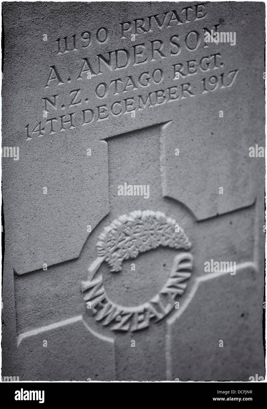 N'oublions jamais. Tombes de soldats qui se sont battus et sont morts dans la Grande Guerre de 1914-1918. Banque D'Images