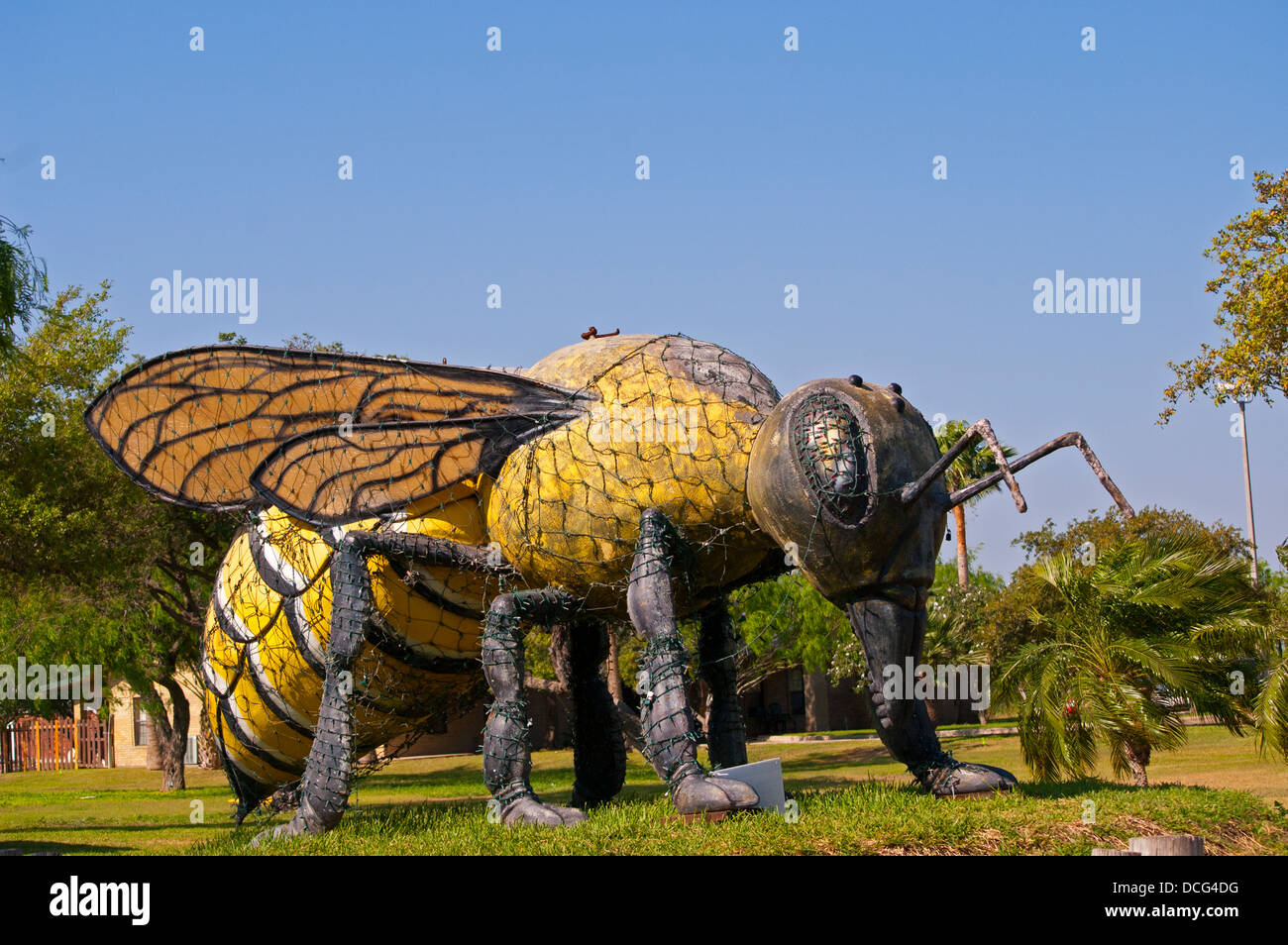Plus de réplique à taille plus importante du monde de l'abeille tueuse dans Hidalgo, Texas Banque D'Images