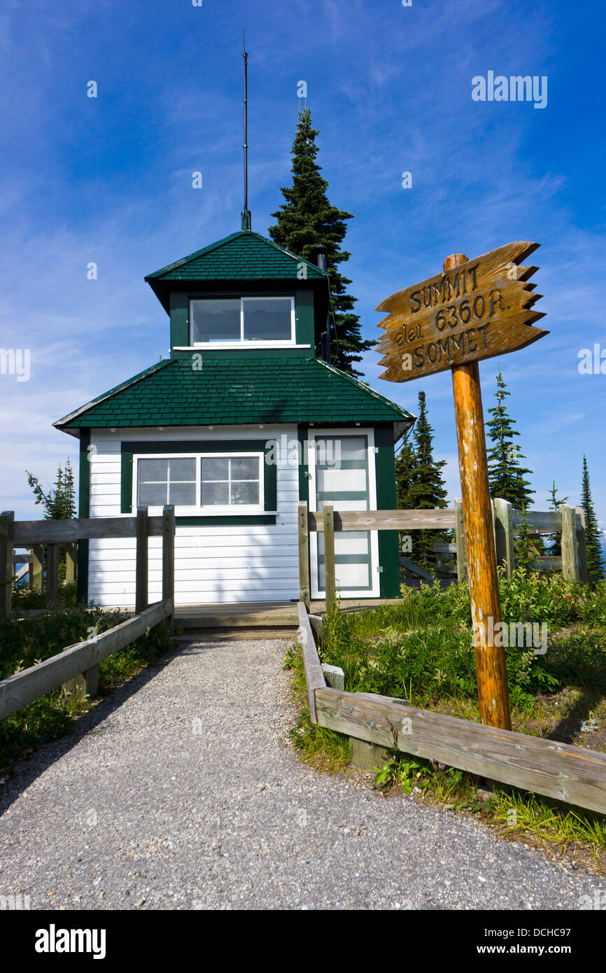 Sommet historique Firetower, le parc national du Mont-Revelstoke. Revelstoke, Colombie-Britannique, Canada. Banque D'Images