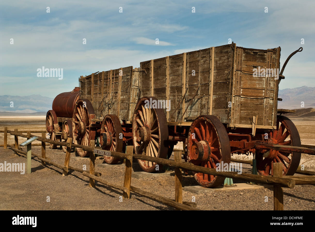 Vingt wagons, l'équipe de muletiers Harmony Borax Works, Death Valley National Park, Californie Banque D'Images