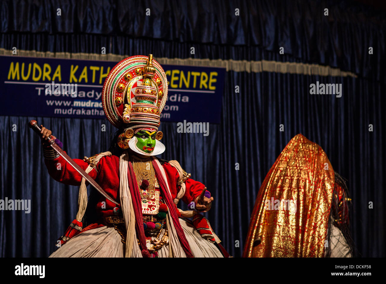 Présentation de Kerala kathakali théâtre traditionnel Banque D'Images