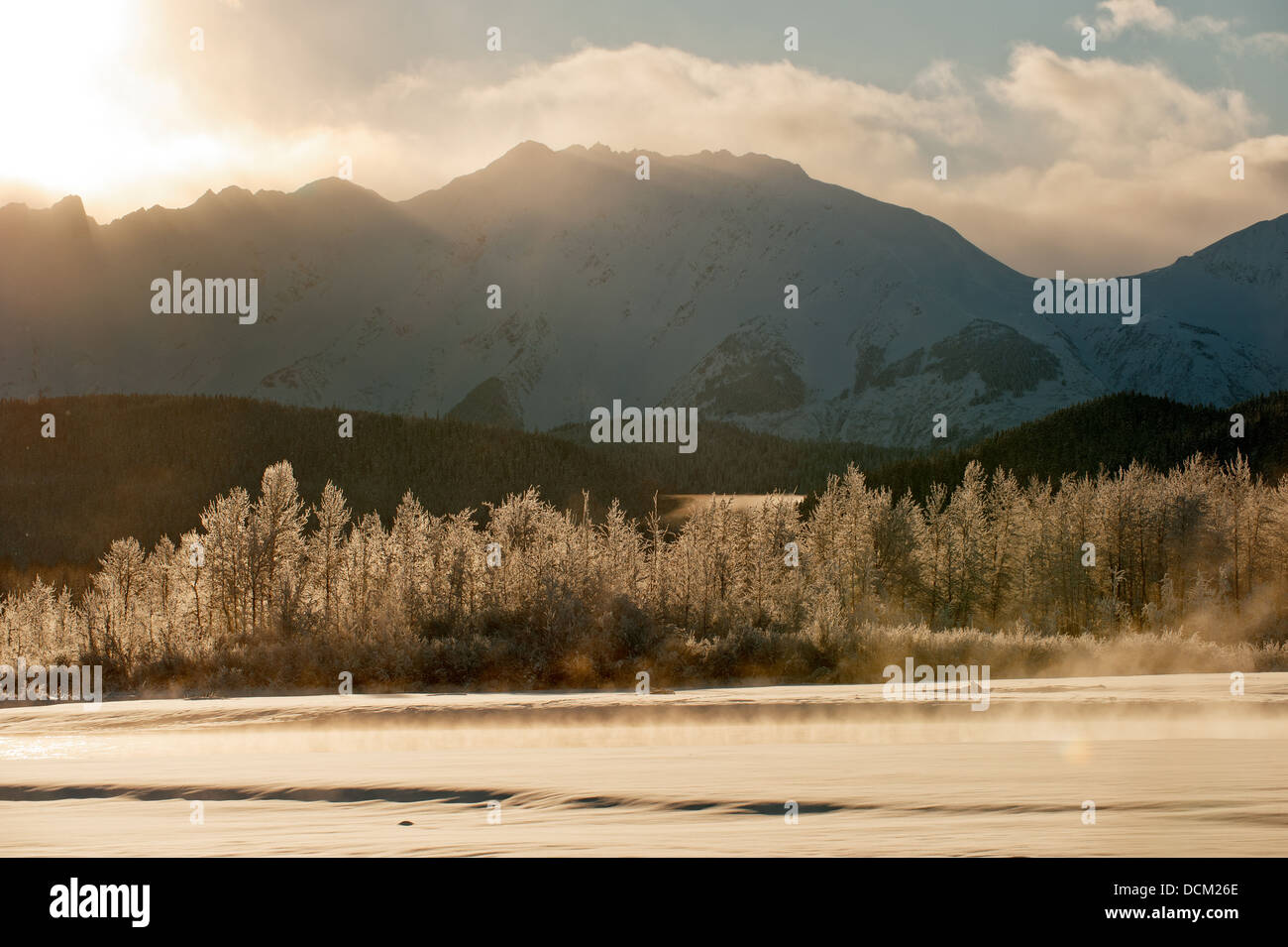 La vallée de Chilkat Coucher du Soleil sous la neige Banque D'Images