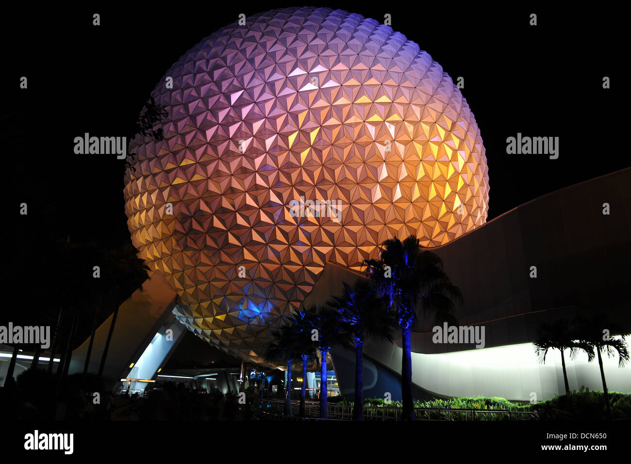 ORLANDO, FLORIDE - le 06 juin 2012 : Disney's Epcot Center sphere Banque D'Images
