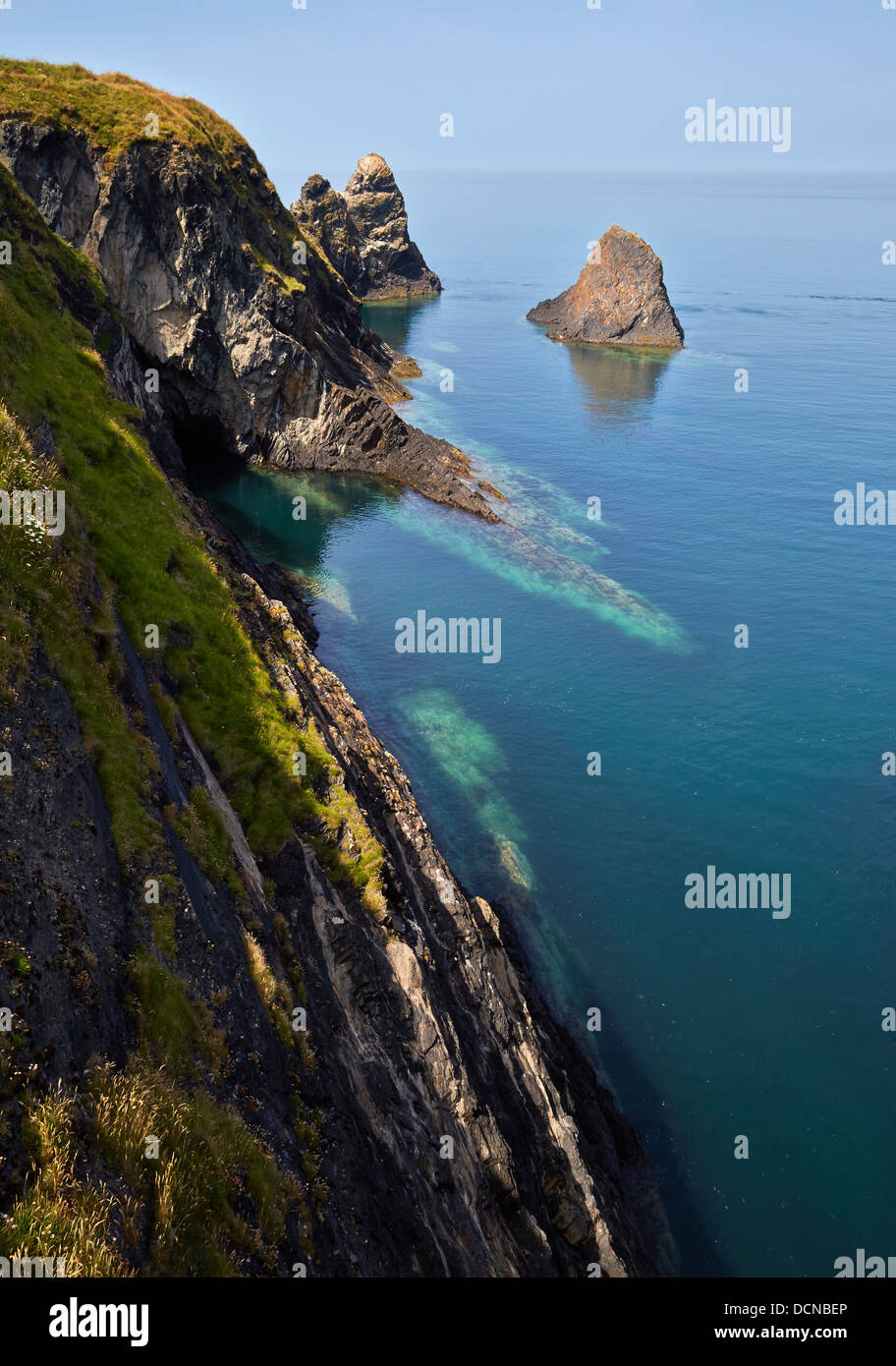 Careg Wylan Ceibwr et près de la Baie de Cardigan et Moylgrove sur le chemin de la côte sud du Pays de Galles Banque D'Images