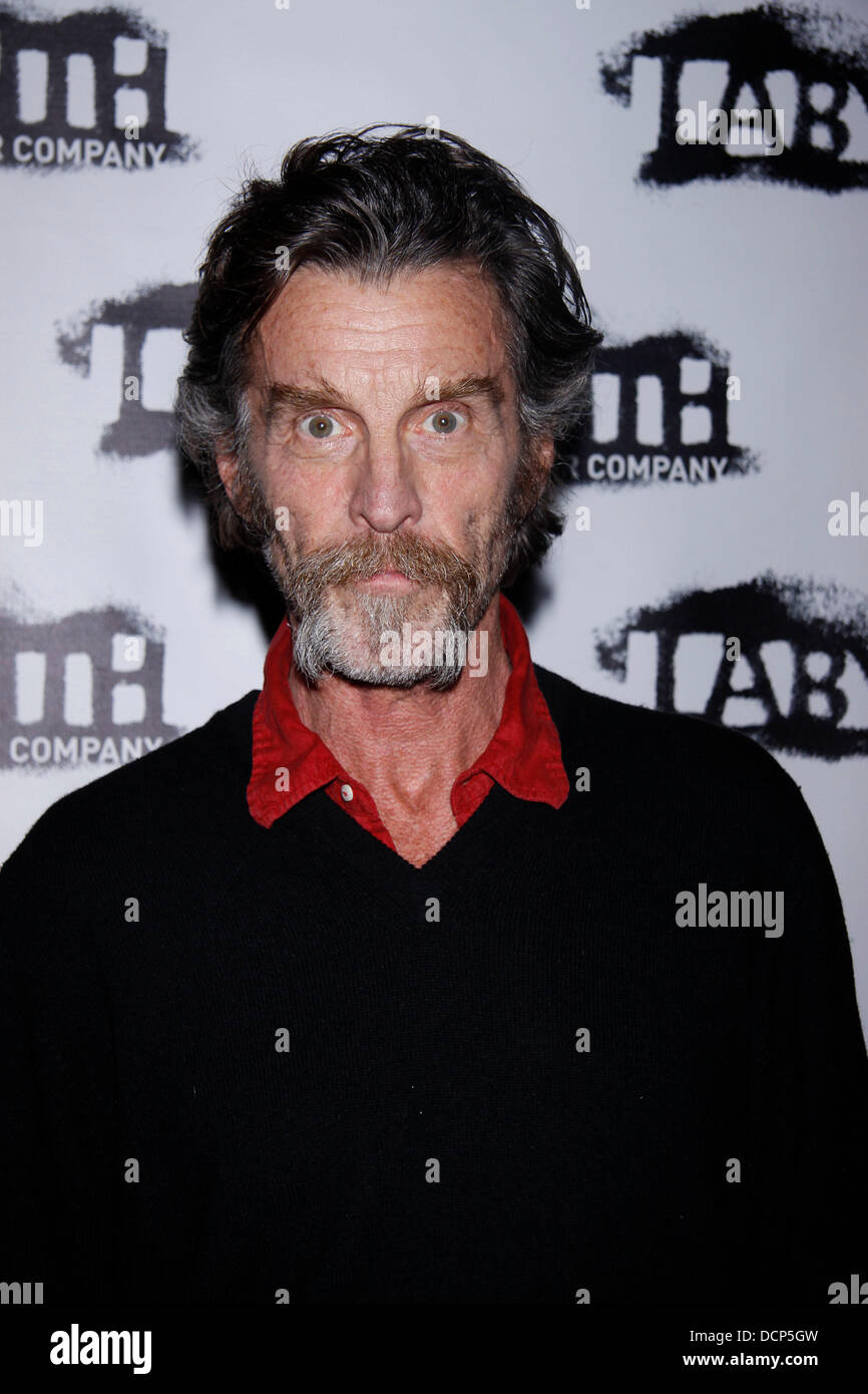 John Glover après la soirée d'ouverture de la partie théâtre labyrinthe ...