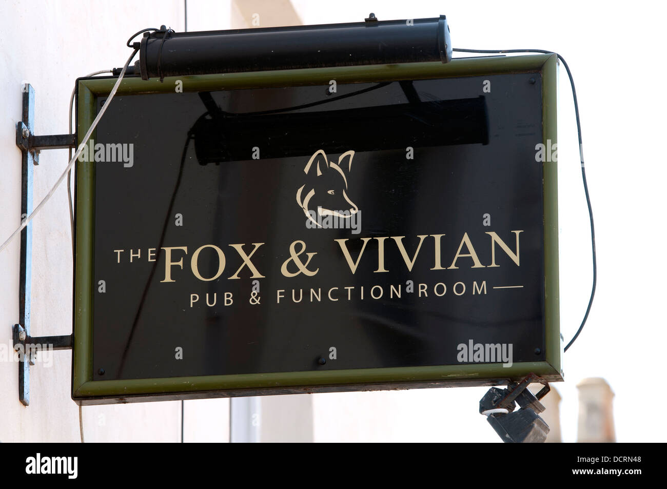 La Fox et Vivian enseigne de pub, Leamington Spa, Royaume-Uni Banque D'Images