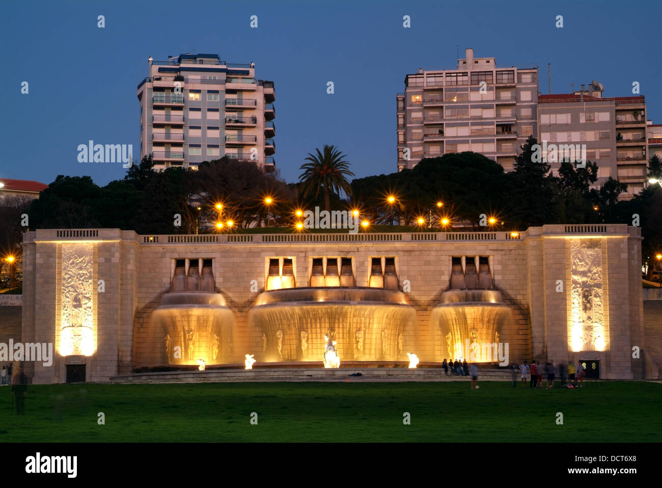 Lisbonne, Lisboa, Alameda D. Afonso Henriques, Fonte Luminosa Banque D'Images