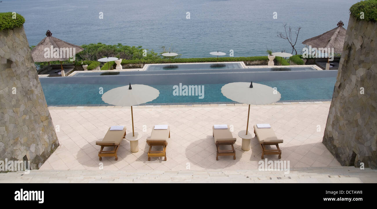 Resort avec piscine, Candi Dasa, Bali, Indonésie Banque D'Images