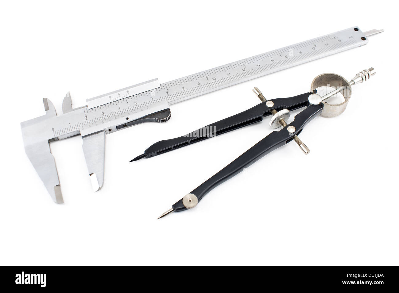 Outils de précision - étrier et dessin boussole isolated on white Banque D'Images