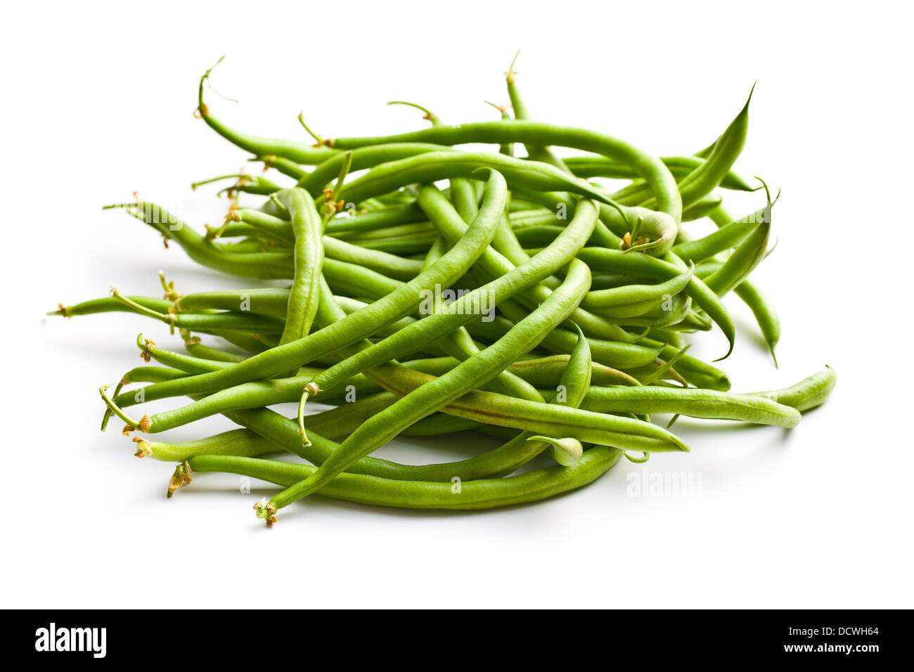 Haricots verts frais sur fond blanc Photo Stock - Alamy