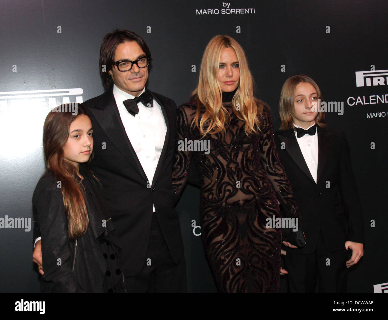Mario Sorrenti, Marie Frey et leurs enfants Le Calendrier Pirelli 2012