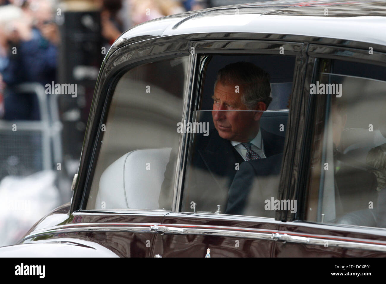 Le Prince Charles est vu dans une voiture près de Westminster Hall à Londres, Grande-Bretagne, 05 juin 2012. Banque D'Images