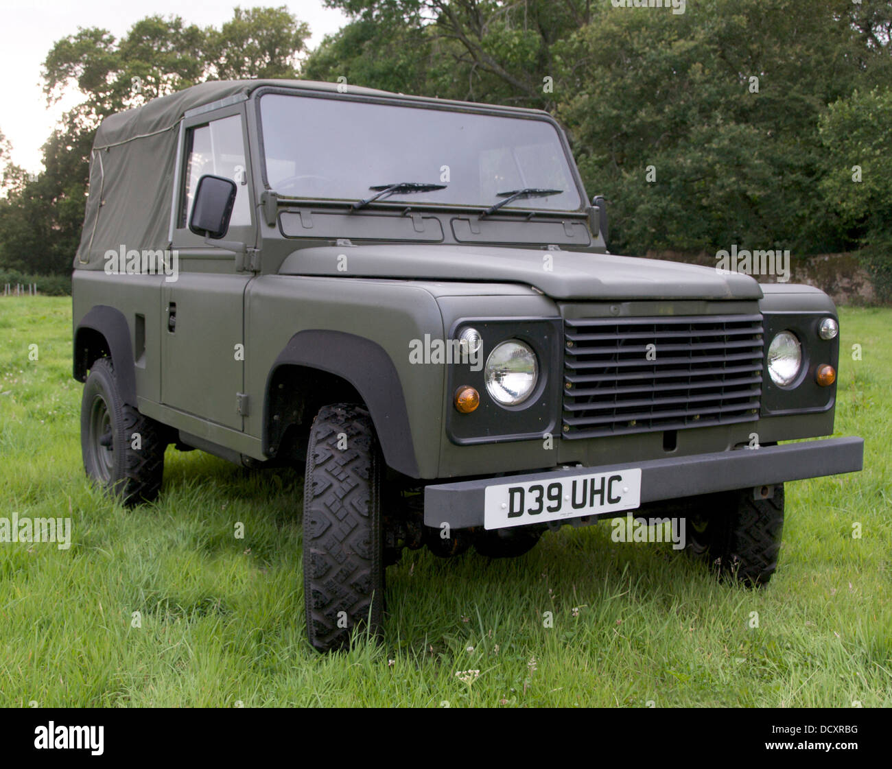 Vintage 1986 Land Rover Defender/ '90' vieux land rover "série Photo Stock  - Alamy