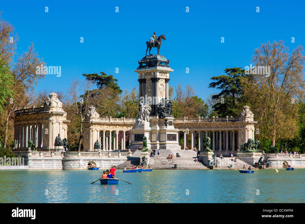Monumento Del Parco Del Retiro Banque De Photographies Et D images Monumento Del Parco Del Retiro Banque De Photographies Et D images