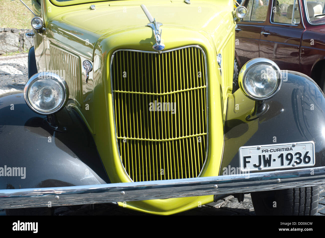 Détails de vieille Ford voiture à la foire de rue à Curitiba, Parana, l'état du Brésil. Banque D'Images
