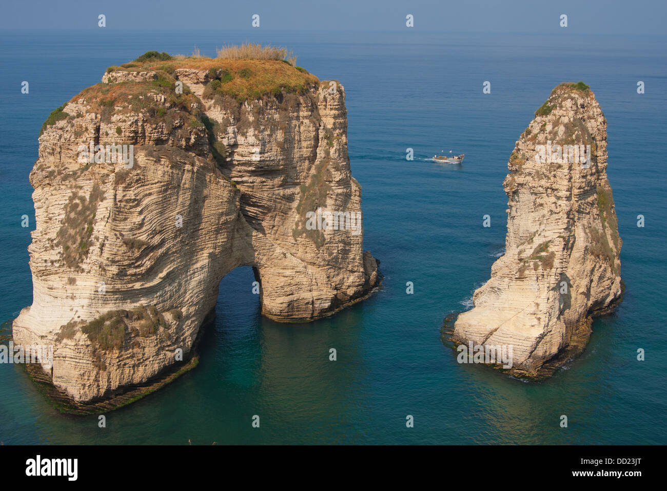 Le Pigeon Rocks à Raouche, Beirut, Liban Banque D'Images