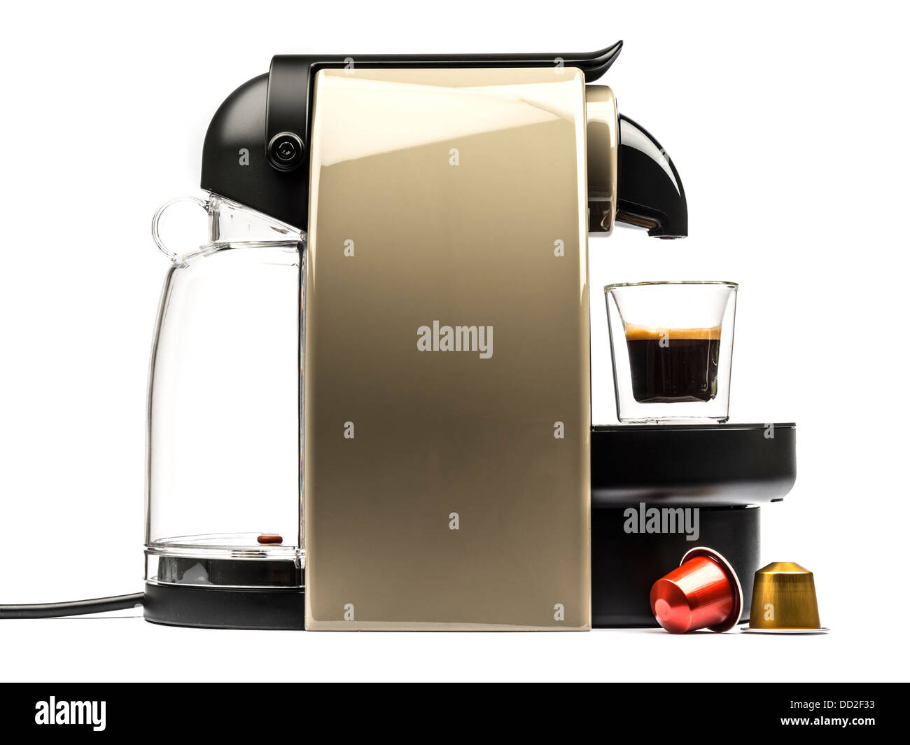 Vue latérale d'une machine à café Nespresso découper isolé sur fond blanc Banque D'Images