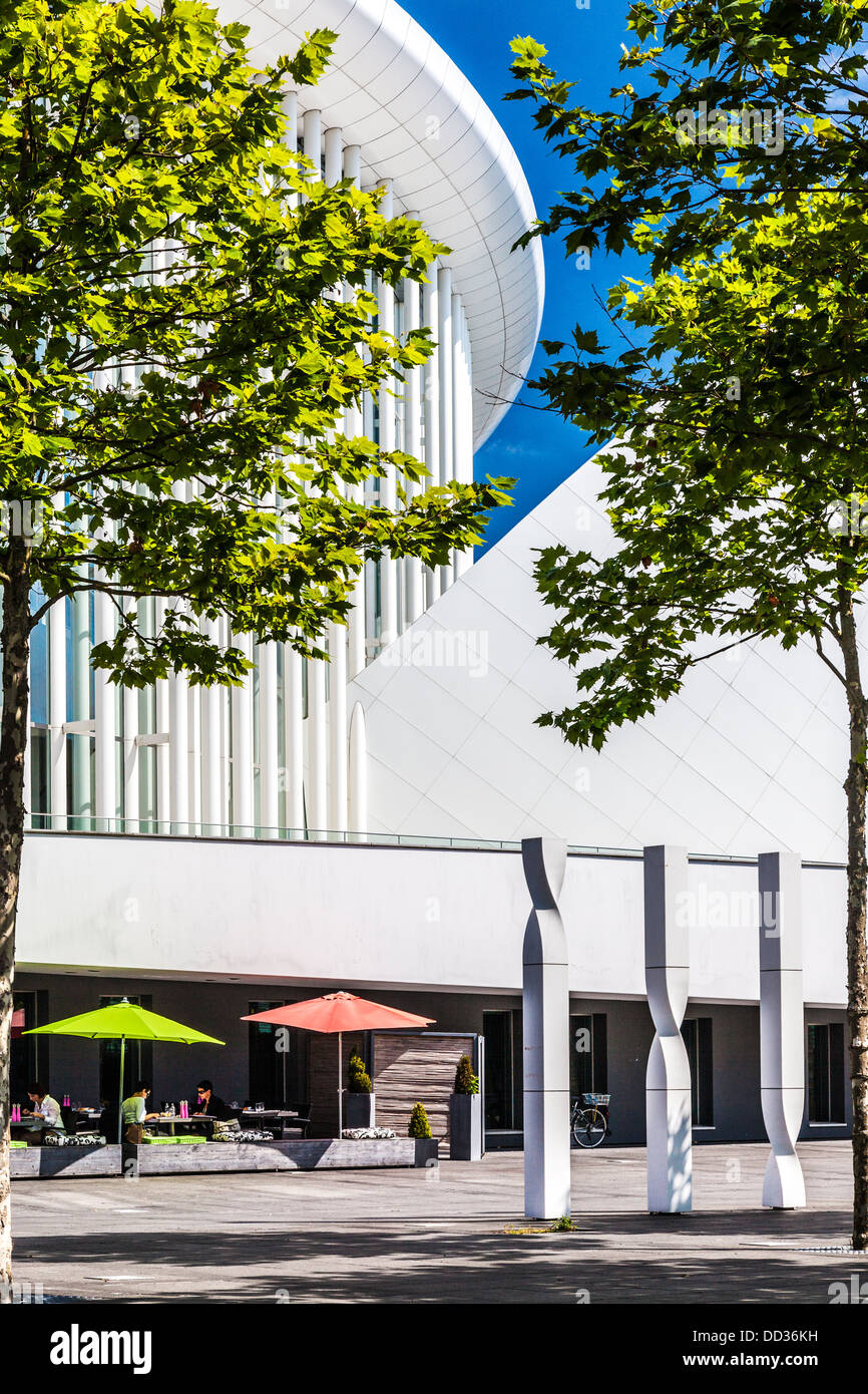 La salle de concert Philharmonie moderne dans la ville de Luxembourg. Banque D'Images
