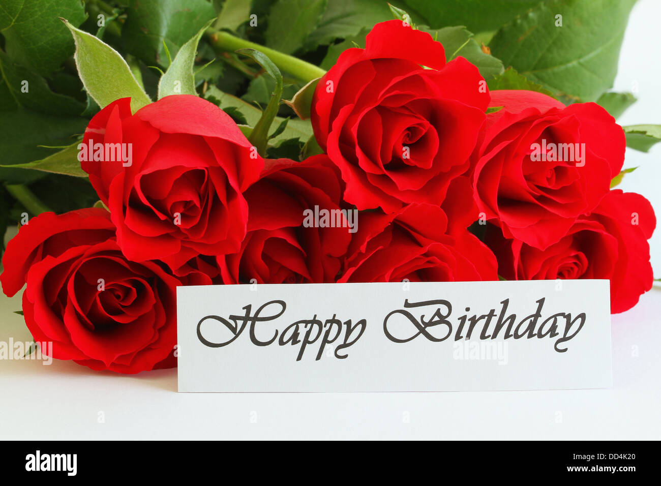 Joyeux anniversaire carte avec roses rouges Banque D'Images