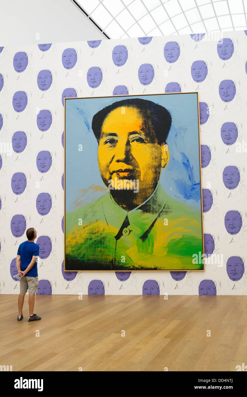 Portrait de Mao par Andy Warhol au Hamburger Bahnhof Art Museum à Berlin Allemagne Banque D'Images