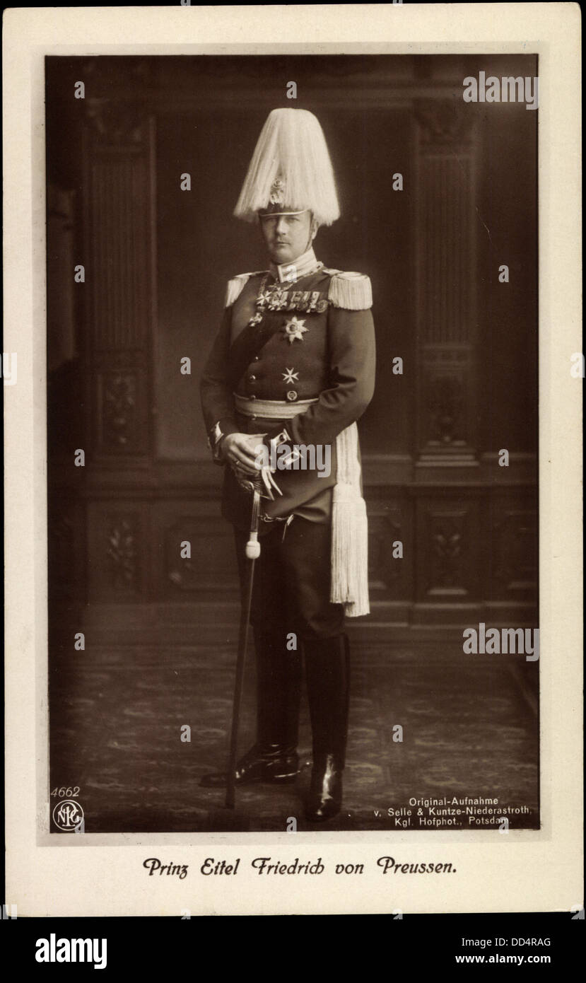 Ak Prinz Eitel Friedrich von dans Federhelm Preußen, NPG 4662 ; Banque D'Images