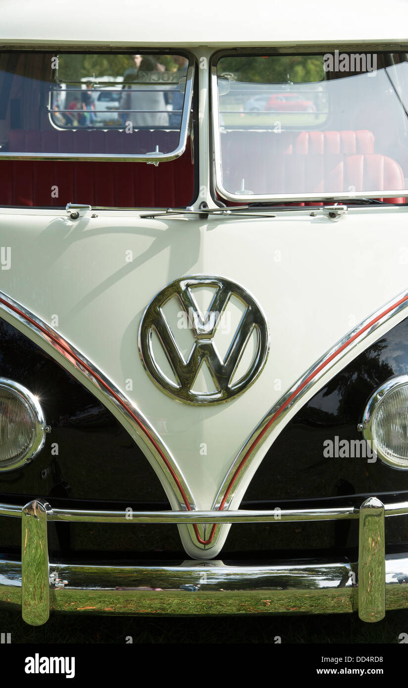 Écran partagé VW Volkswagen camper van Banque D'Images
