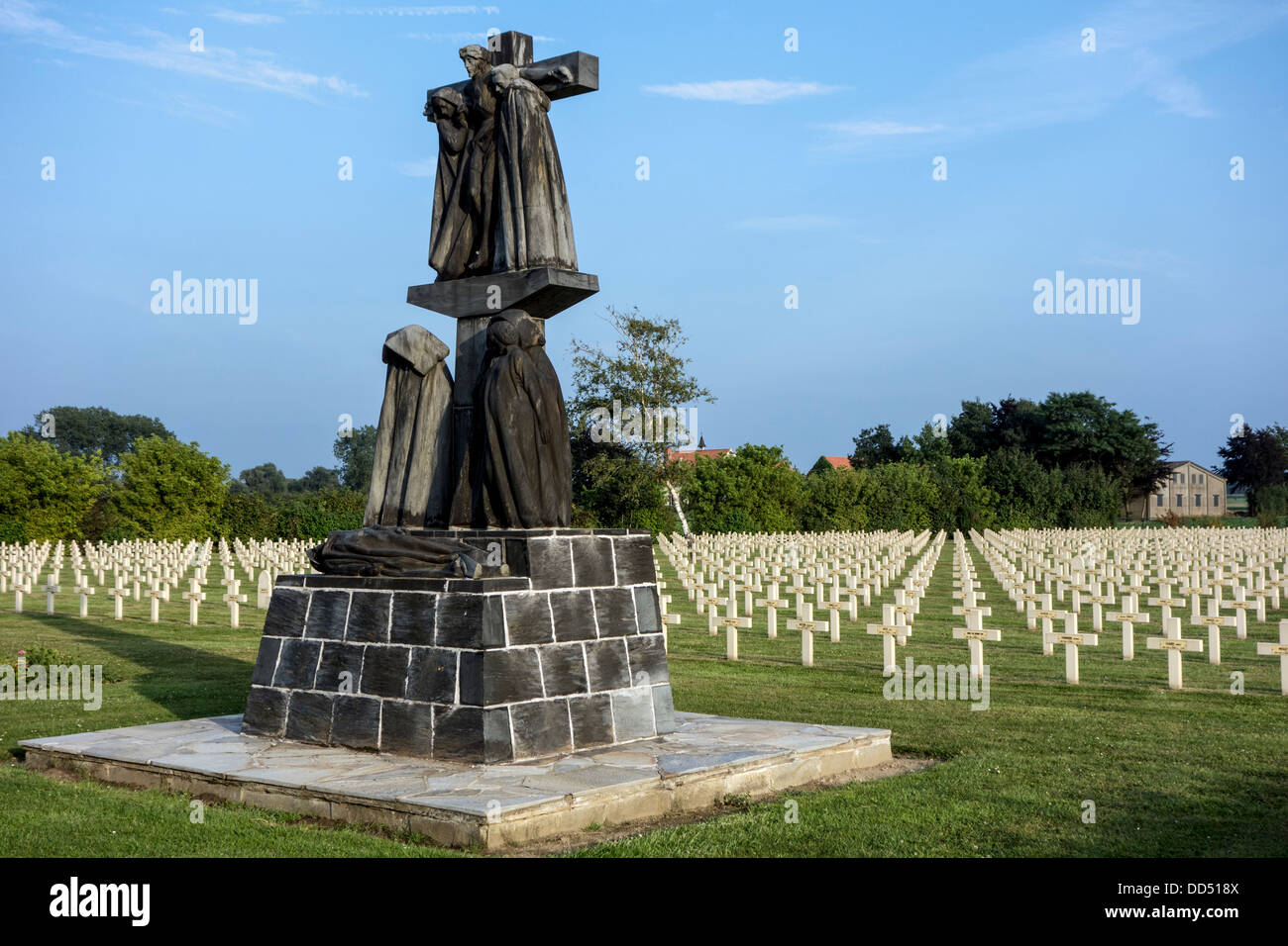 Français Première Guerre mondiale cimetière un Cimetière national français de Saint-Charles de Potyze près d'Ypres, Flandre occidentale, Belgique Banque D'Images