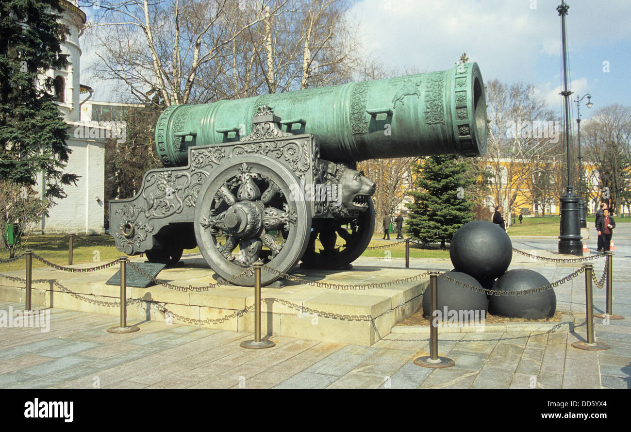 La Russie, Moscou, Kremlin, Artillerie Canon Tsar Vintage. Banque D'Images