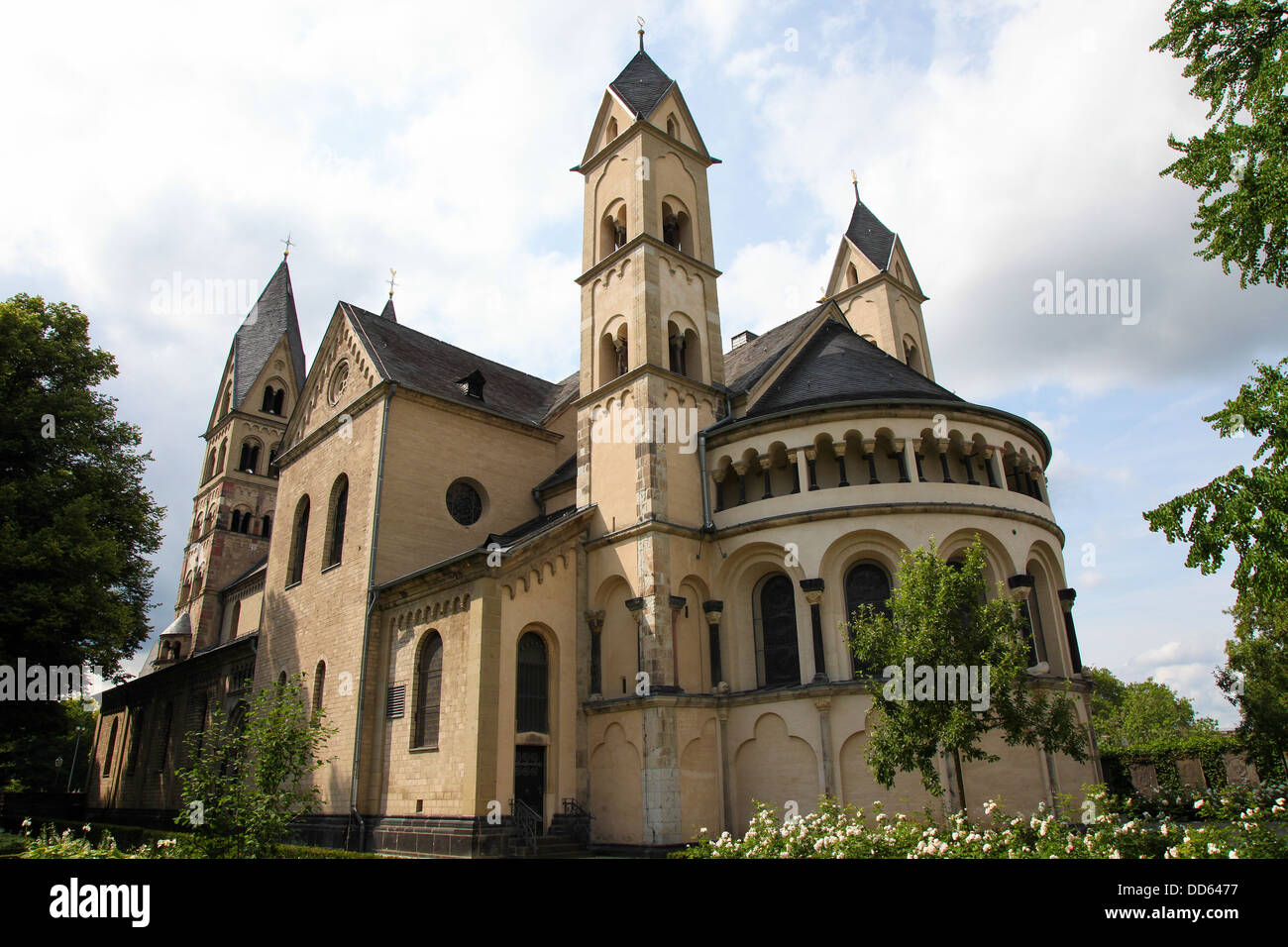 La Basilique de Saint Castor, c'est la plus ancienne église de Coblence dans le land allemand de Rhénanie-Palatinat. Banque D'Images