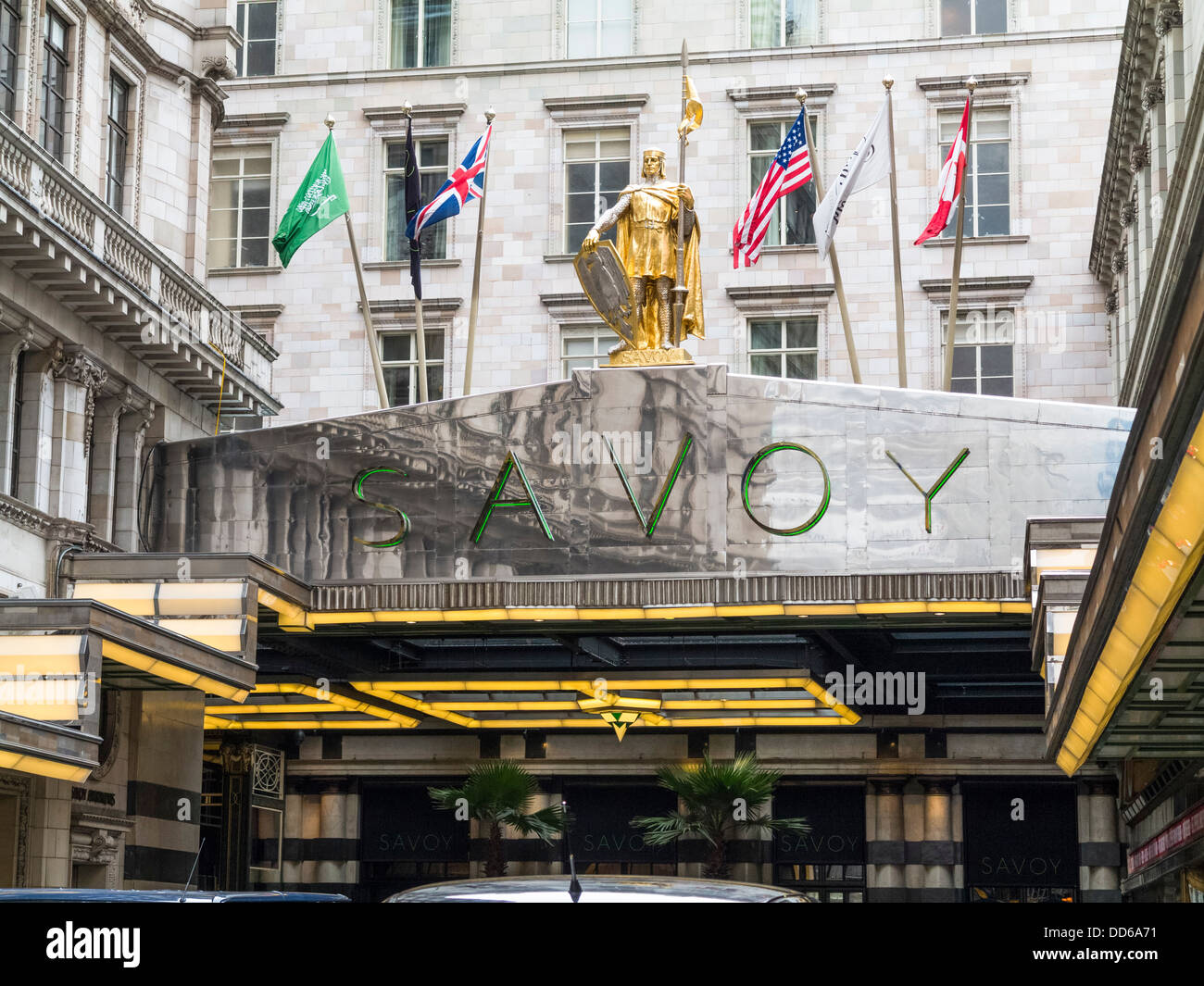 Le Savoy Hotel, Londres Banque D'Images