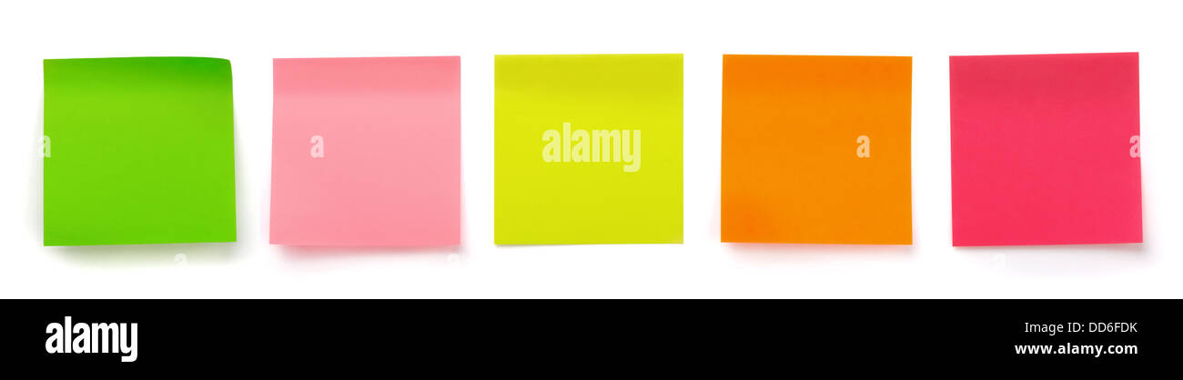 Couleur de notes autocollantes vierges isolated on white Banque D'Images