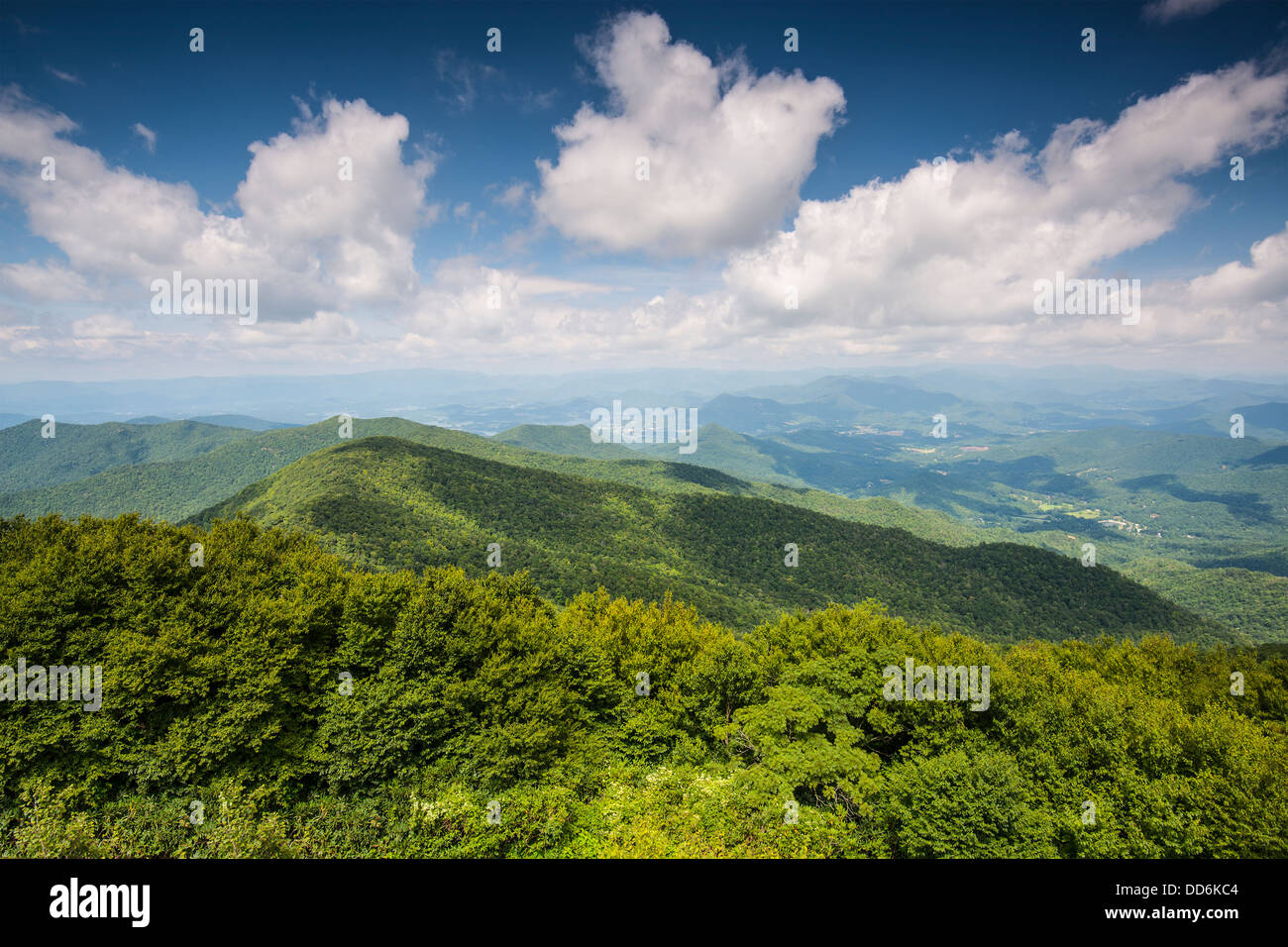 Vue de montagnes des Appalaches dans la région de North Georgia, USA. Banque D'Images Vue de montagnes des Appalaches dans la région de North Georgia, USA. Banque D'Images