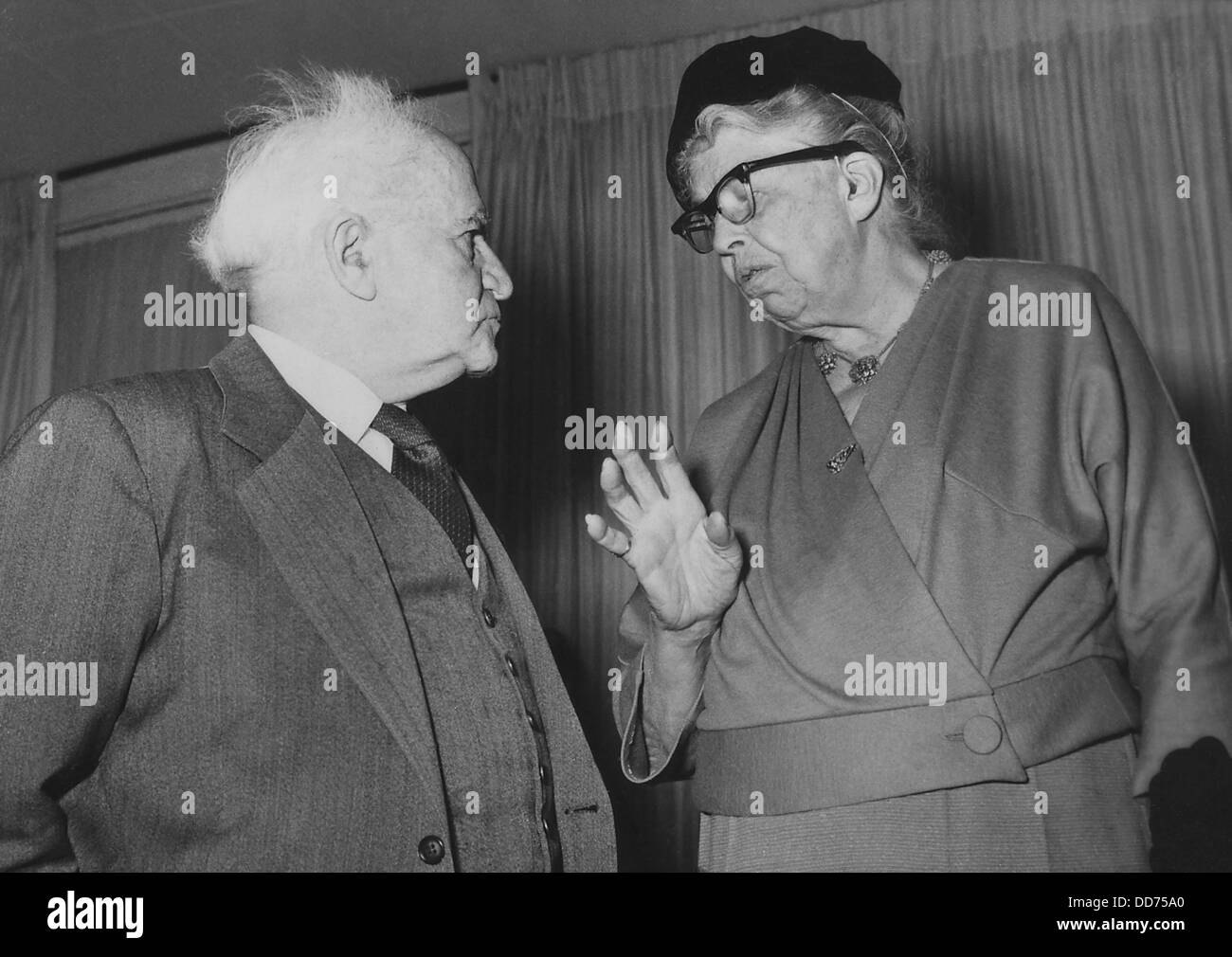 Eleanor Roosevelt et David Ben Gourion en Israël. Il laisse le Post WW2 communauté juive en Palestine, et a été le premier Premier Banque D'Images